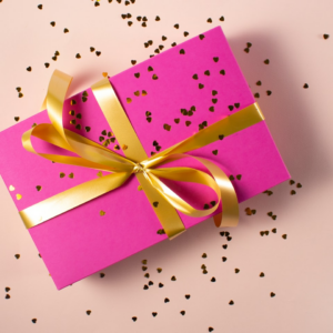 Medium Gift Strawberry